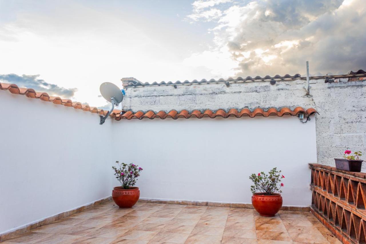 Casa De Las Rosas Куенка Екстер'єр фото