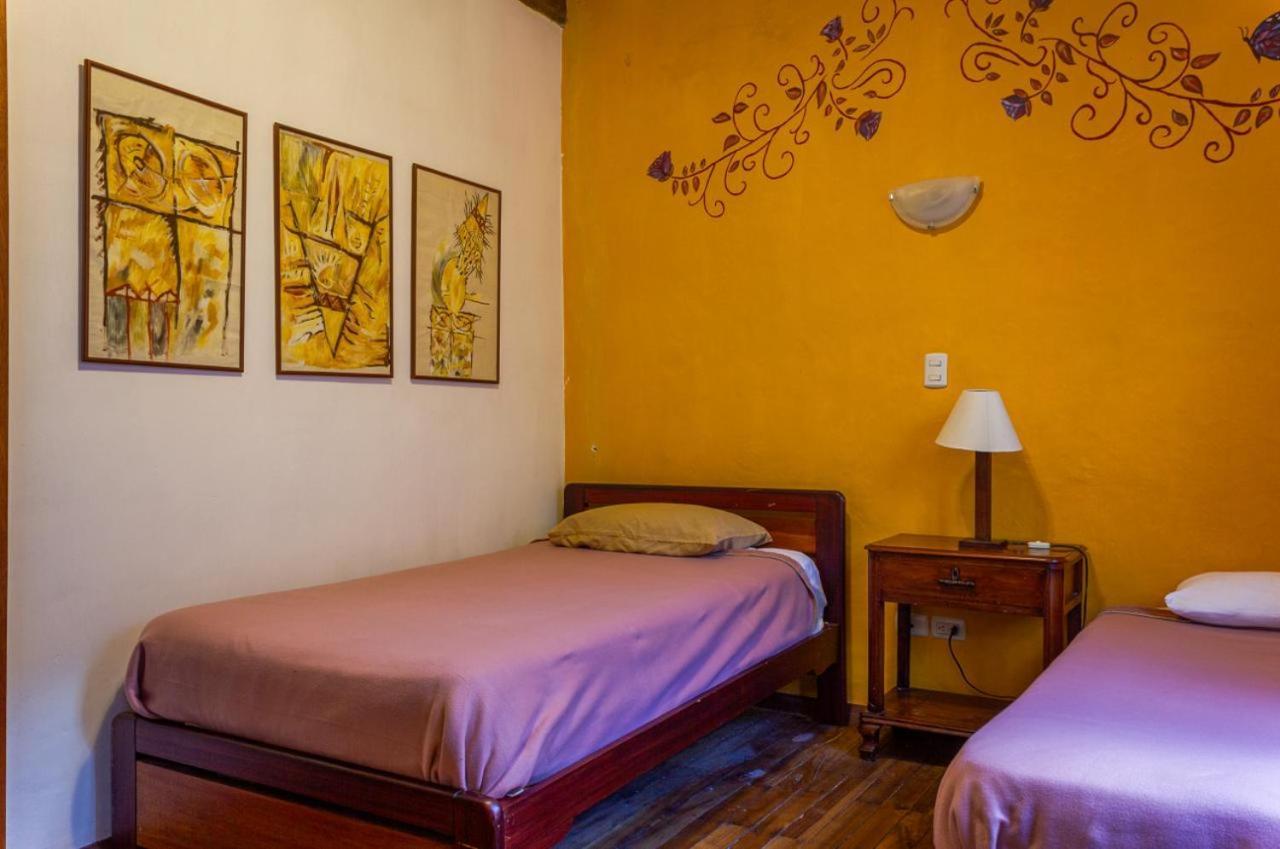 Casa De Las Rosas Куенка Екстер'єр фото